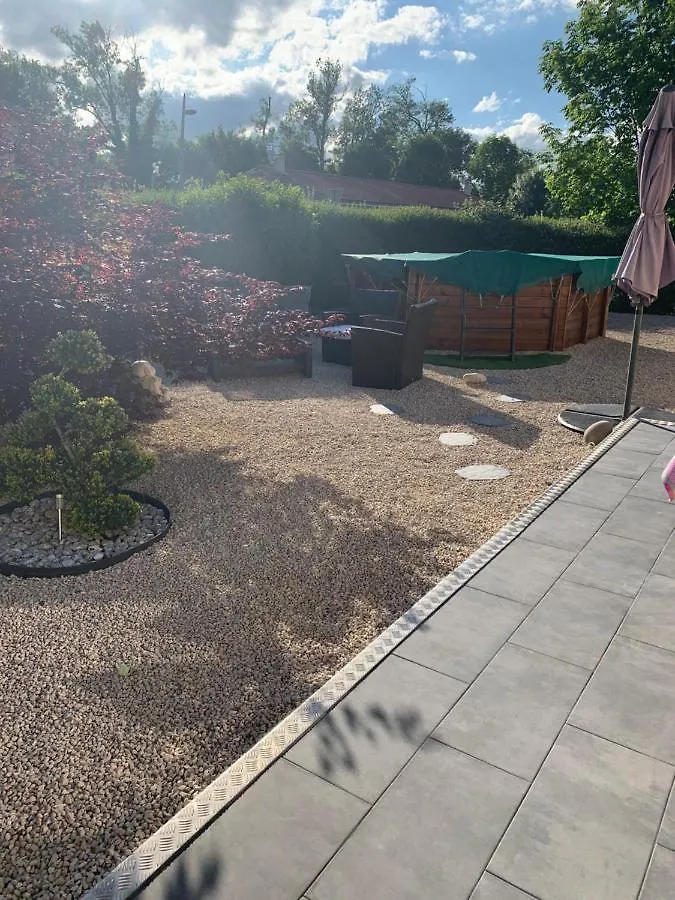 B&B Chez Jaika Chambre D Hotes Belleville-en-Beaujolais Отель типа 